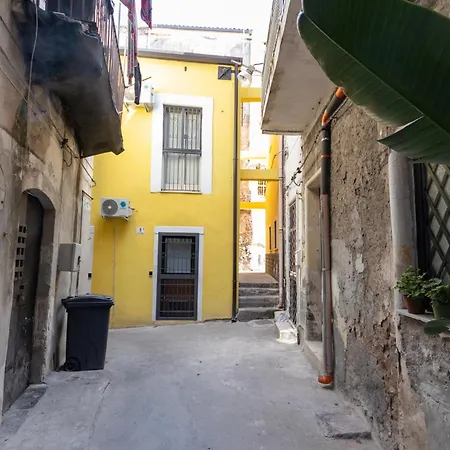 Il Porto & I Marinai בית הארחה